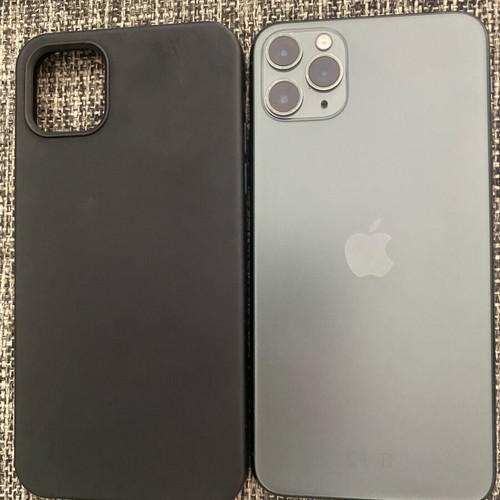 iPhone 11 Pro Max 64GB like new, 100% battery, black
