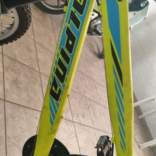 Alpina city bike like new, yellow, 26 inch wheels, V-Brakes