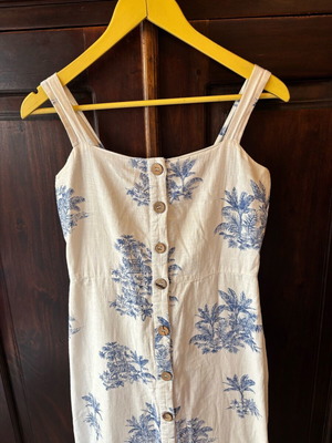 Summer Dress Primark μεταχειρισμένο, λευκό με μπλε σχέδια και κουμπιά, μέγεθος S