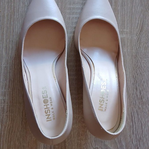 Pumps used, size 36, beige, pointed toe, medium heel