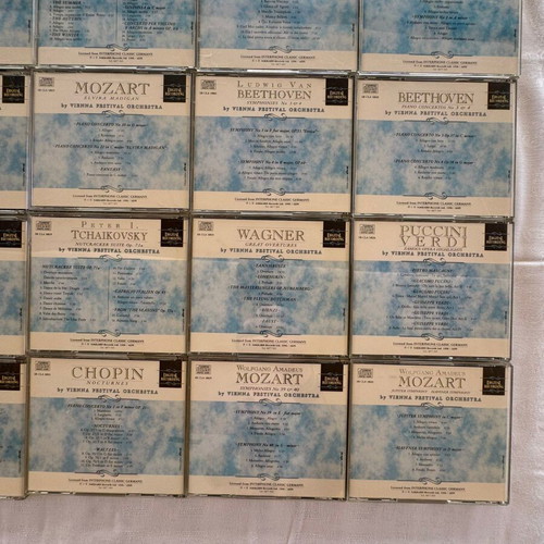 Classical music CD collection new, pack of 32