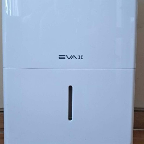 Inventor EVA II 20lt dehumidifier like new with ionizer