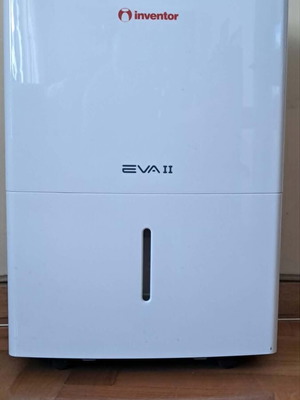 Inventor EVA II 20lt dehumidifier like new with ionizer