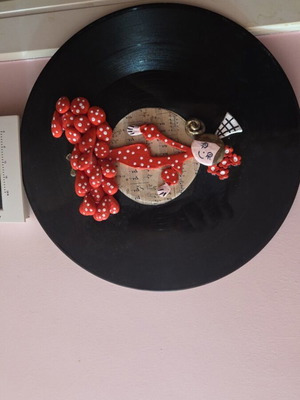 Decorative wall plate made of vinyl, handmade, new