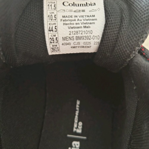 Columbia Men's Redmond IV Low Shoes like new, waterproof, size 44.5