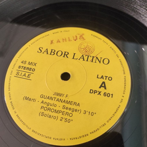 Sabor Latino Maxi Single in very good condition