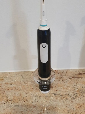 Ηλεκτρική οδοντόβουρτσα Oral-B Pro Series 1 καινούργια χωρίς φορτιστή