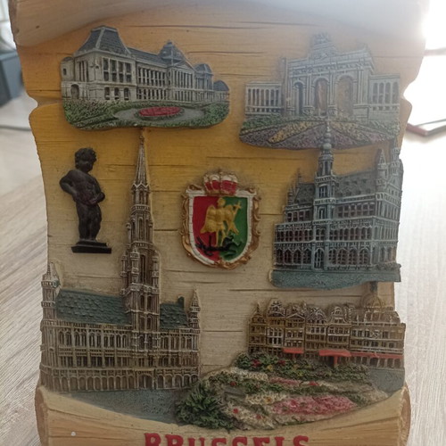 Brussels souvenir used with frame