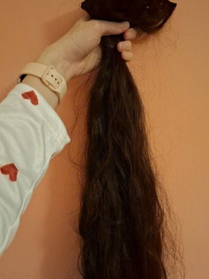 Long dark brown wig like new with clips