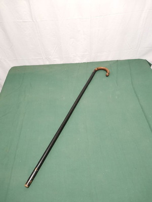 Wooden walking cane 1950 vintage used with wear