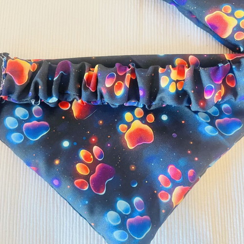 Dog bandana with paw print design, new, medium size 40-45 cm neck