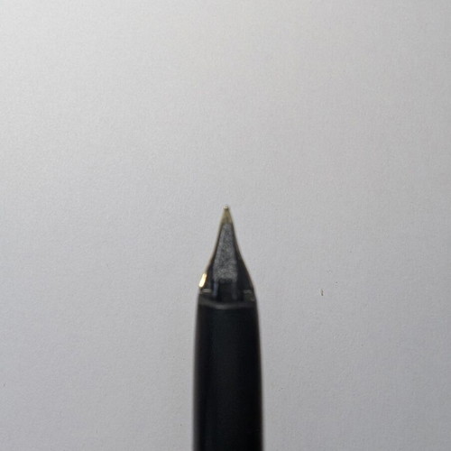 Sheaffer Targa Slimline 679s fountain pen used, black and gold