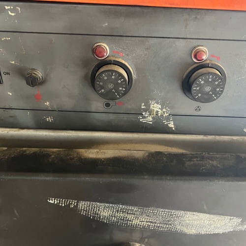Riello 40 G5 oil burner used with boiler and accessories