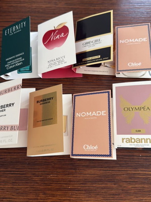 Mini perfumes new, set of 8 Eau de Parfum 1.5 ml