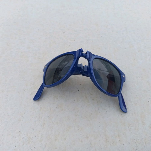 Foldable Blue Kids Sunglasses like new