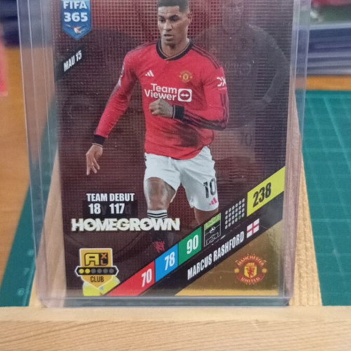 Panini FIFA 365 Adrenalyn XL 2024 MAU 15 card like new
