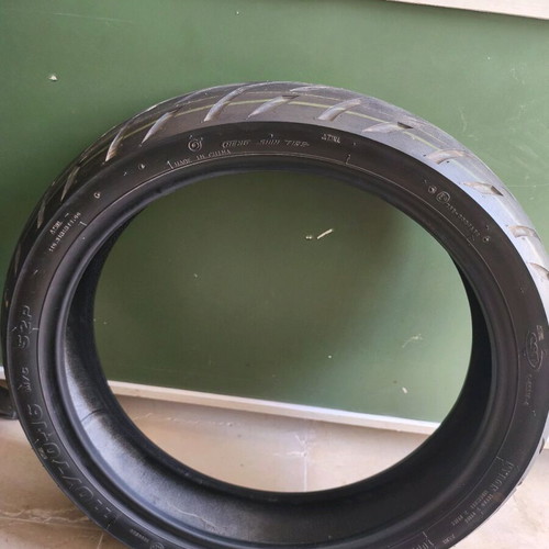 Sym Scouter tires like new