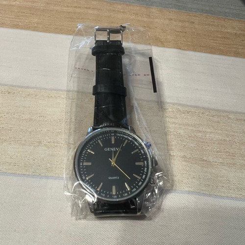 Geneva men's watch new, black quartz retro style