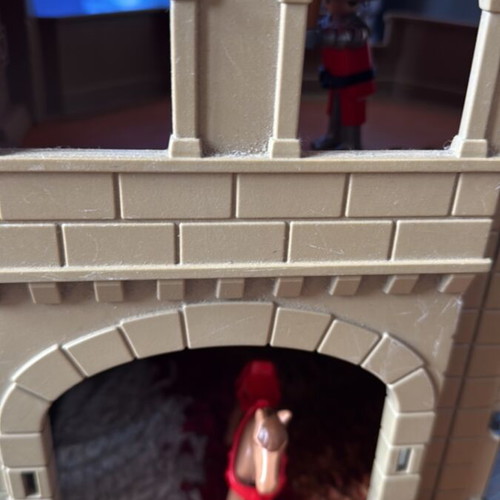 Playmobil μεγάλο σετ κάστρο ιπποτών μεταχειρισμένο με φιγούρες και άλογα