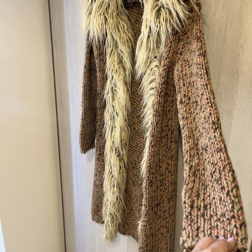 Knitted coat like new, size medium, beige and brown