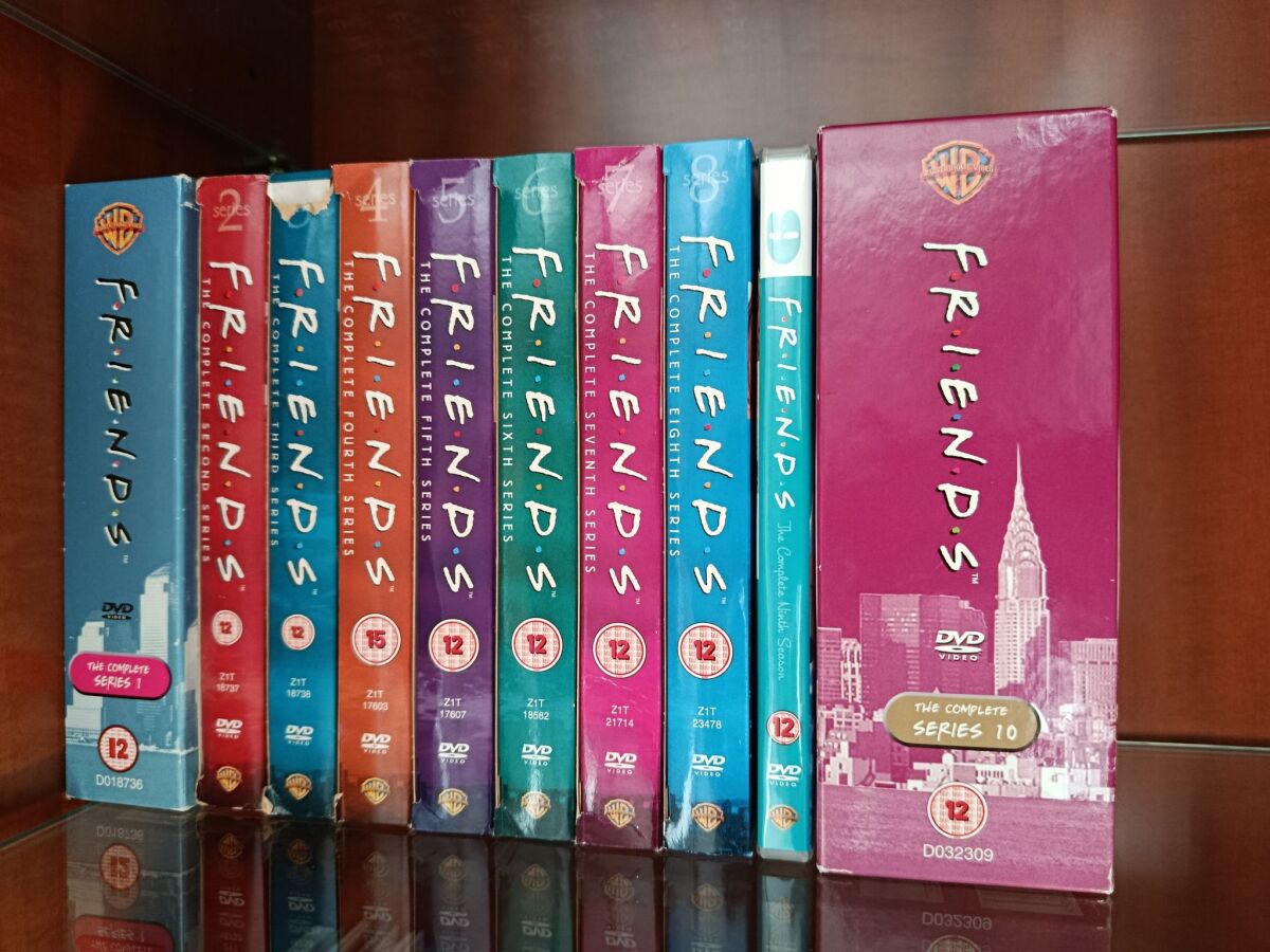 Friends DVD complete series 1-10 like… - € 120,00 - Vendora.cy