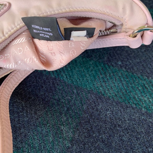 Prada shoulder bag used, light pink
