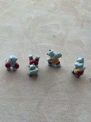 Vintage Ferrero Kinder collectible figures set of 3 like new