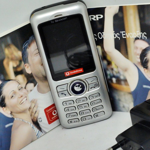 Sharp GX15 Vodafone vintage mobile phone like new, 2004 model
