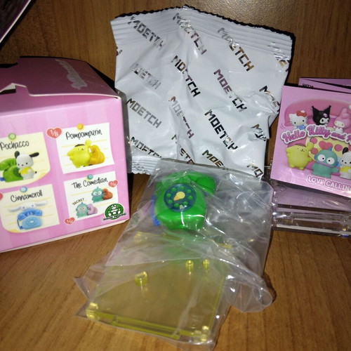 Sanrio Hello Kitty Love Calling blind box Pochacco figure new