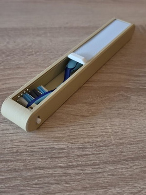 Toothbrush sliding travel case with lock new, beige PLA plastic