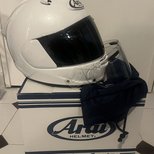 Arai Quantic Diamond White helmet medium size, like new, full set
