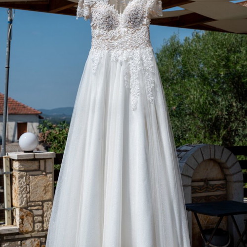 Wedding dress like new, size L/40/12, white