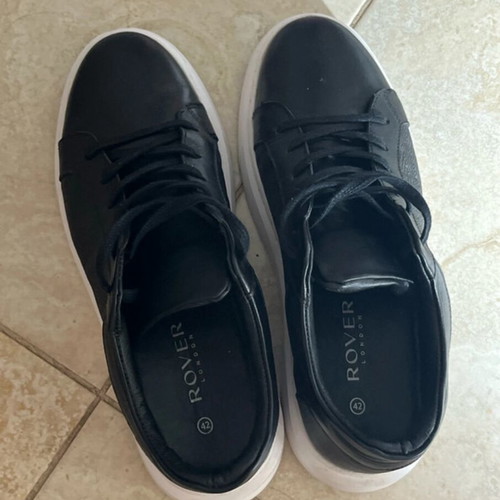 Roberto men's black casual shoes, never worn