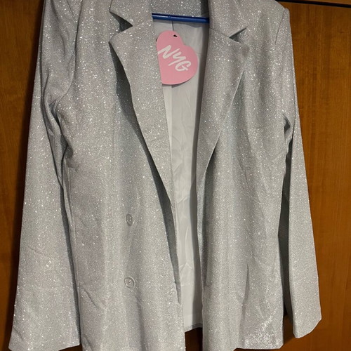 Silver blazer new, size M, shiny glittery finish