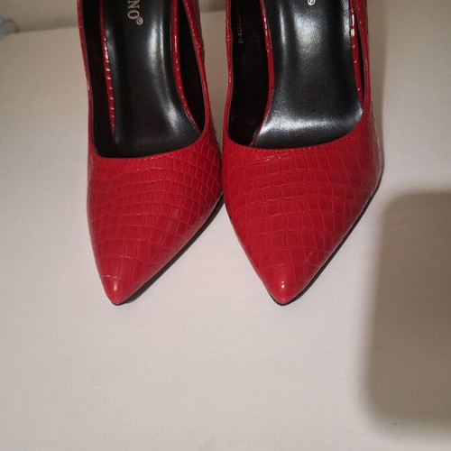 Tulipano red crocodile-effect patent leather pumps like new, size 40, 12 cm heel