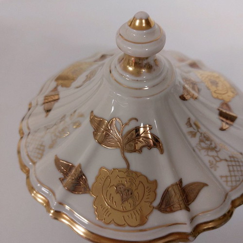 Porcelain fondantière used with handmade 24k gold painting 19×20 cm