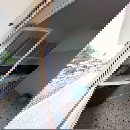 Διαμέρισμα γωνιακός 1ος όροφος 60 τμ στην Πετρούπολη με θέα και βεράντα