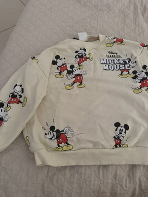 Children's Mickey Mouse sweatshirt, slightly used, cream color, age six