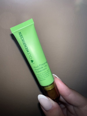 Ole Henriksen Pout Preserve Chiller Capri Coco Lime like new