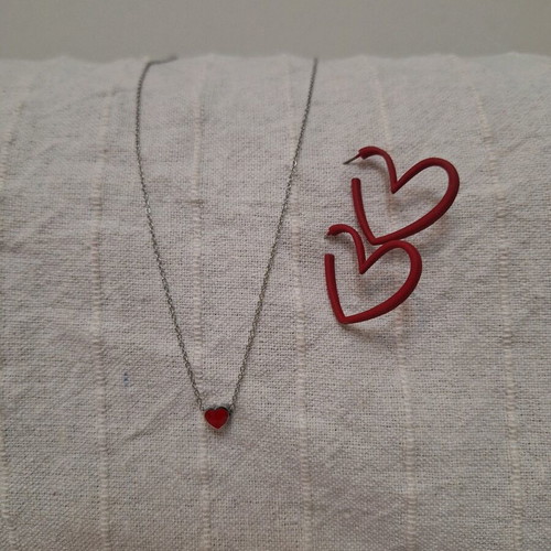 Necklace and earrings set like new, steel and rubber, red-silver