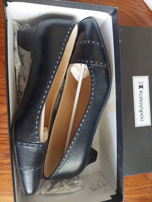 Kalogirou leather loafers like new, black, size 38