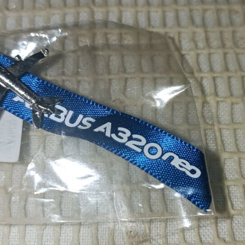 Airbus A320 Neo pin new collectible metal