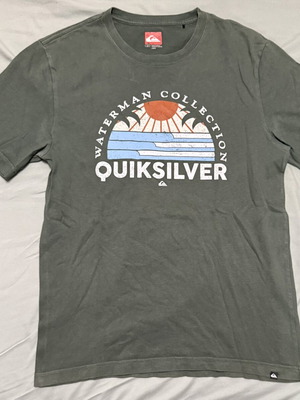 Quiksilver T-shirt green used, size M