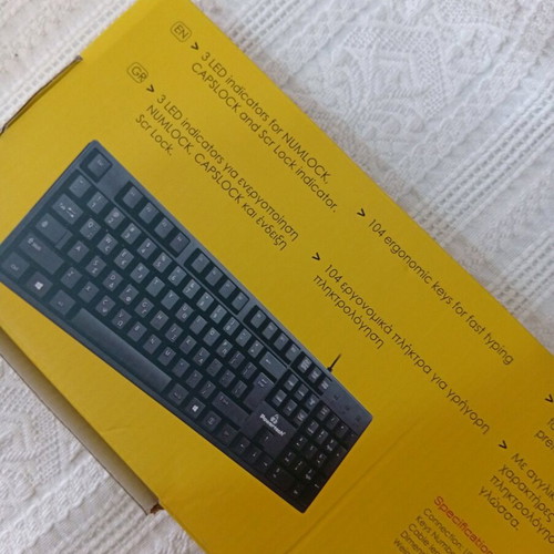 Powertech wired keyboards pack of 3, including element keyboard
