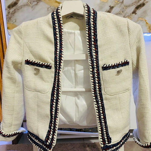 Chanel women's knitted jacket like new, white, size L