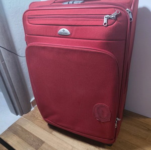 Samsonite βαλίτσα Μεσαία