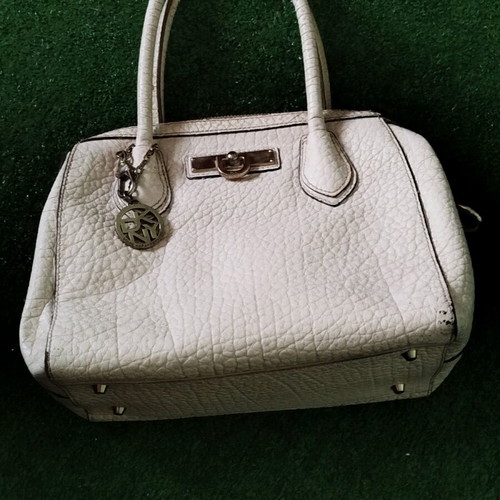 DKNY collectible handbag white and gold like new