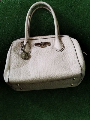 DKNY collectible handbag white and gold like new