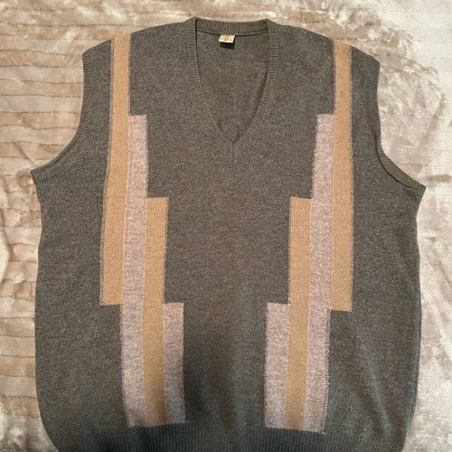 Men's knitted sleeveless sweater handmade Large beige and brown new