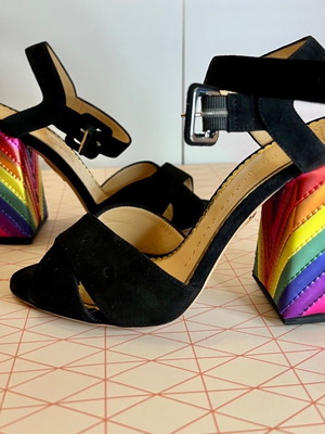 Πέδιλα Charlotte Olympia rainbow καινούργια, νούμερο 37